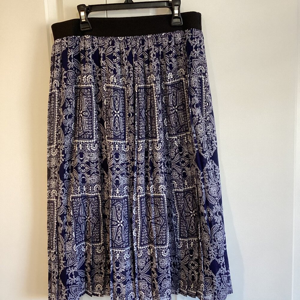 Pleated Skirt